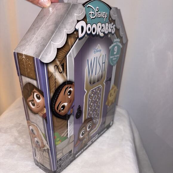 Disney Doorables DISNEY WISH Collection Peek w 9 Exclusive Figures 2023 - Picture 3 of 5